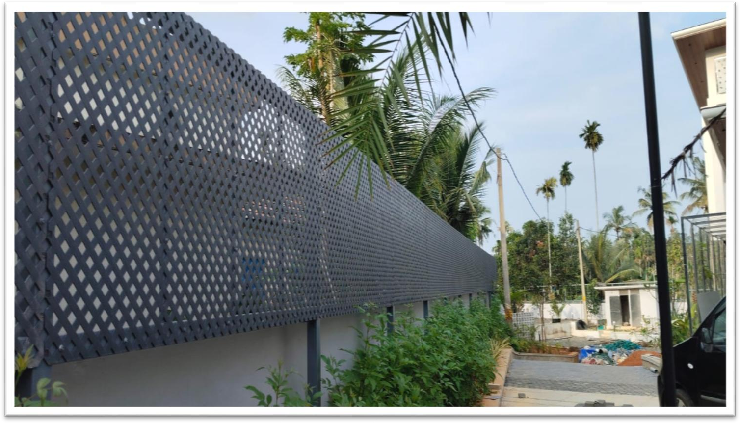 PVC Lattice Fencing Thumb 4