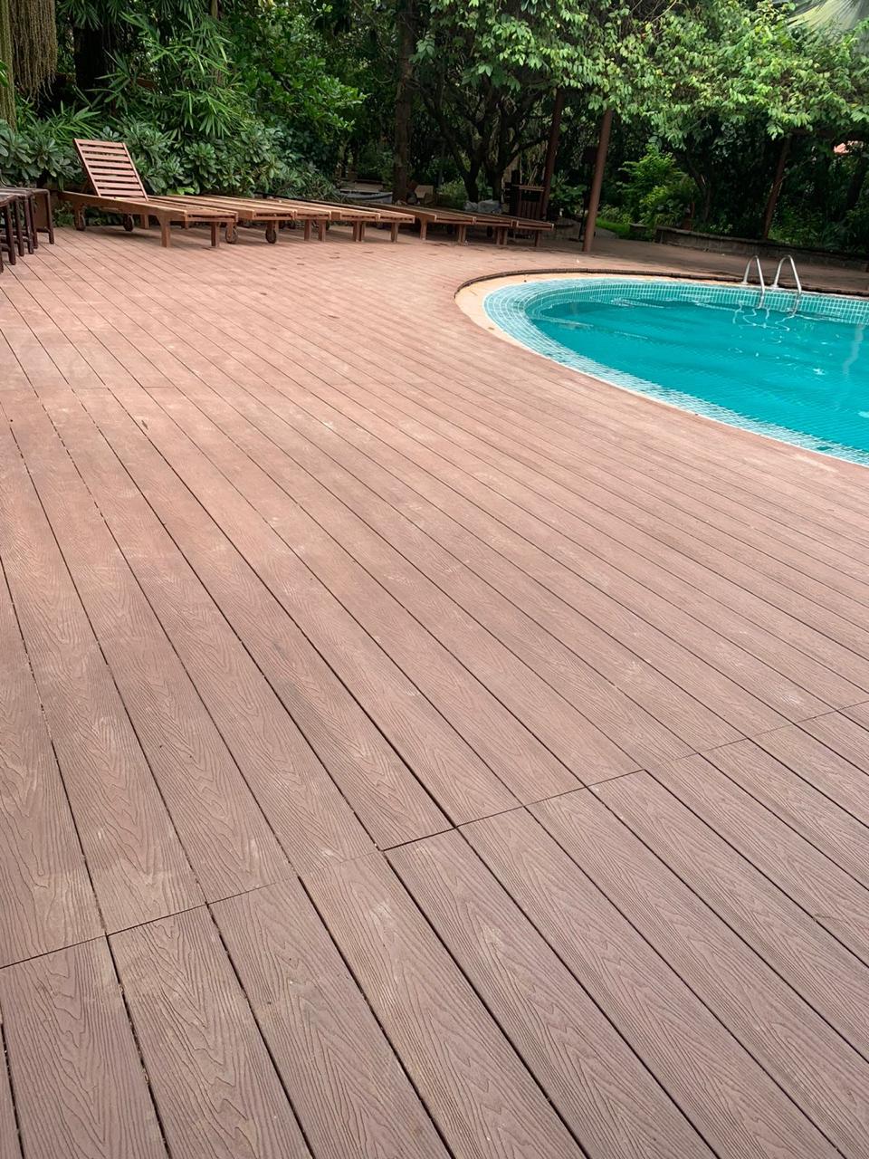 Swimming Pool Decking